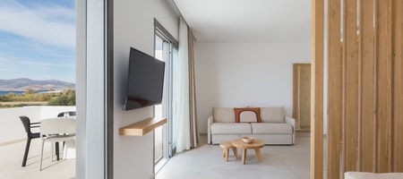Grande Partial Sea View Suite