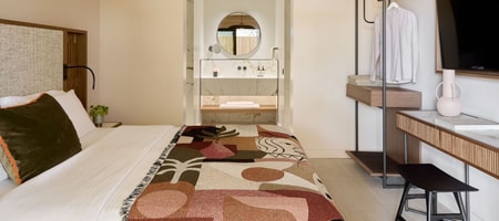 Deluxe Two Bedroom Suite Sea View