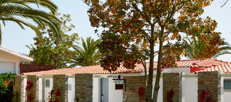 Bungalow Garden View