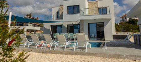 Villa Aldebaran | Five Bedroom Villa with Private Swimming Pool