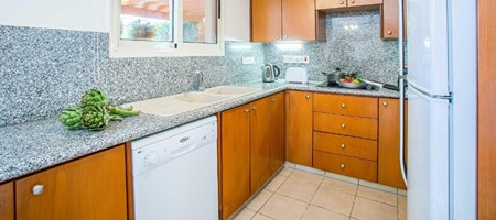 VILLA LATCHI MARINA VIEW