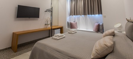 ROOM 04