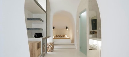 Cave Suite with Sea View Terrace