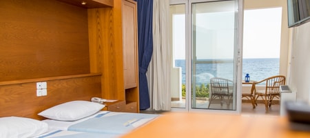 Double/Twin Room Sea View