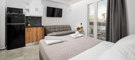 Studio with Balcony II (capacity 3 guests)