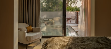 Premium Double/Twin room with heated private pool