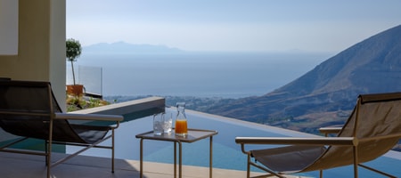 Senior Suite with Heated Pool and Sea View