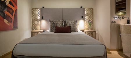 Double Economy Interior | Contessa Hotel