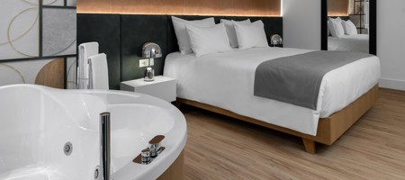 Junior Suite with Hammam & Jacuzzi