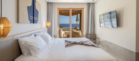 Ammos Sea View Jacuzzi Suite
