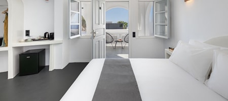 Deluxe Double Room with Outdoor Jacuzzi & Sea View