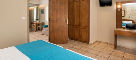Superior One Bedroom Apartment