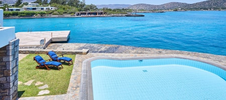The Presidential Suite Waterfront with Private Pool