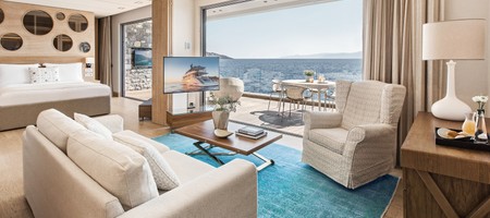 Ambassador Bungalow Suite Waterfront