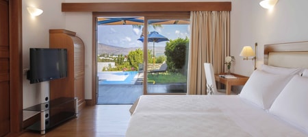 Family Villa with Private Heated Pool