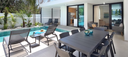 Deluxe 3 Bedroom Bungalow with Heated Private Pool