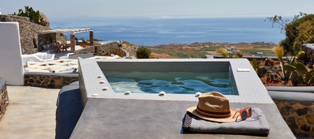 El Verano Suites | Superior Villa with Hot Tub (Lavanda)
