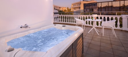 King Suite With Balcony & Private Spa Tub