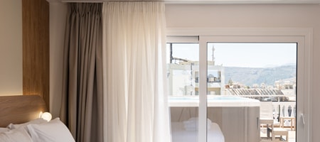 Suite with Terrace & Private Spa Tub