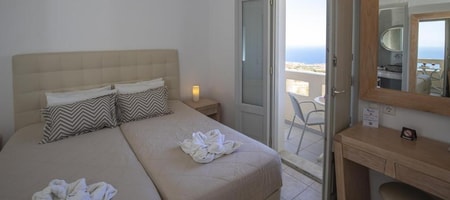 Studio with Sea View in Firostefani