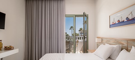 One Bedroom Apartment with Sea View