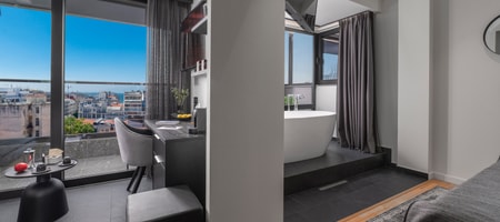 Premium Suite