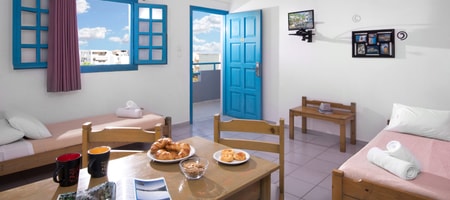 One Bedroom Apartment with Mountain View