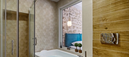 King Suite with Spa Bath