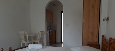 Dimitris Triple Studio
