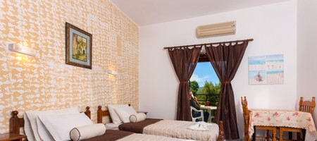 Holidays Standard Studio