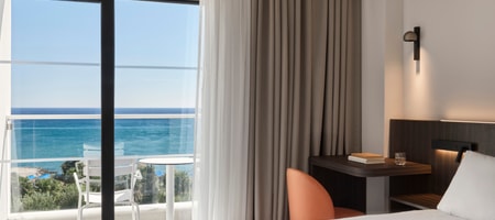 Double or Twin Room with Sea View