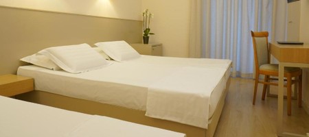Comfort Triple Room