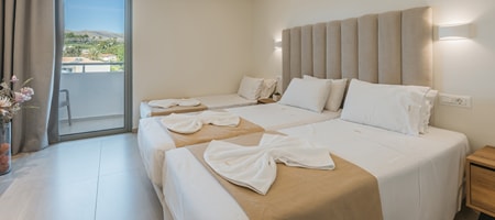 Premium Triple Room with Balcony