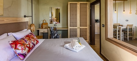 Luxury One Bedroom Suite Inland View