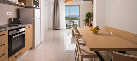 Three Bedroom Apartment with Sea View