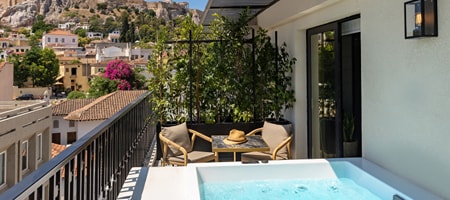 Maison Suite with Balcony & Hot tub