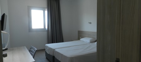 Superior One Bedroom Apartment