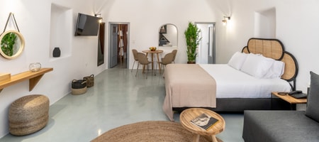 Junior Suite with Sea View & Hot Tub