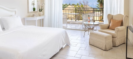 Panoramic Guestroom Sea View