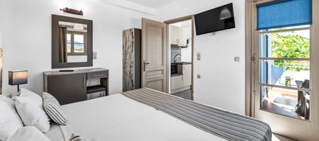 Junior Suite (Double) Bedroom & Living Room