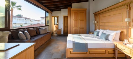 Family Suite | Pool View