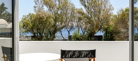 Beachfront Maisonette with Sea View