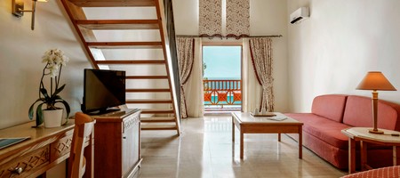 Superior Maisonette Sharing Pool
