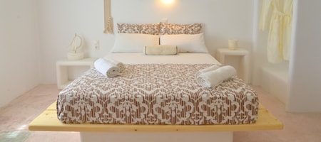 Queen Room with Pool view