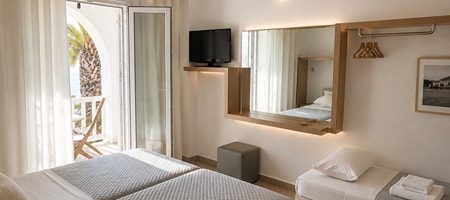 Standard Triple Sea View