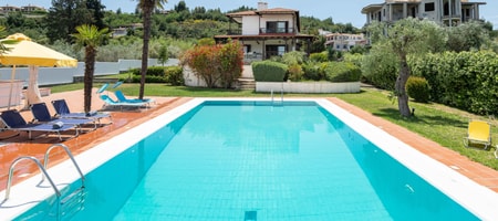 Escada Pool Villa near Hanioti