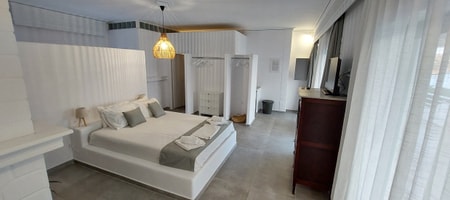 Deluxe Double/ Family Room With Exquisite Sea View