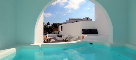 Superior suite with jetted Pool
