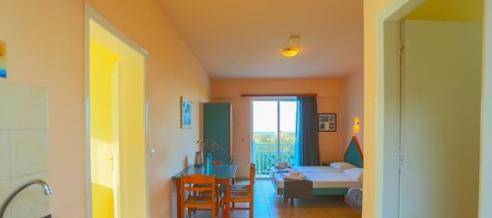One Bedroom Apartment | 5 Adullts