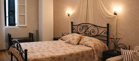 NR 1 Coral | Triple Room